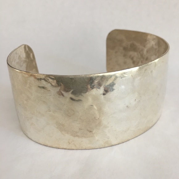 Signed Marjorie Baer SF wide silver cuff - Picture 2 of 8